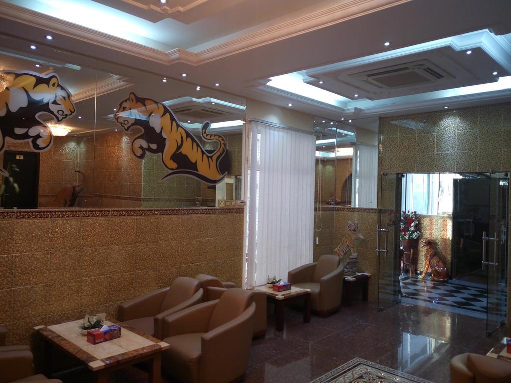 Tiger Home Hotel Apartments Muscat Exterior photo